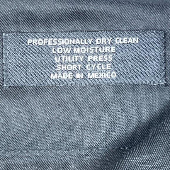 Jos A Bank Men"s Grey Straight Pants Sz 40 Long - NWT - Picture 9 of 13